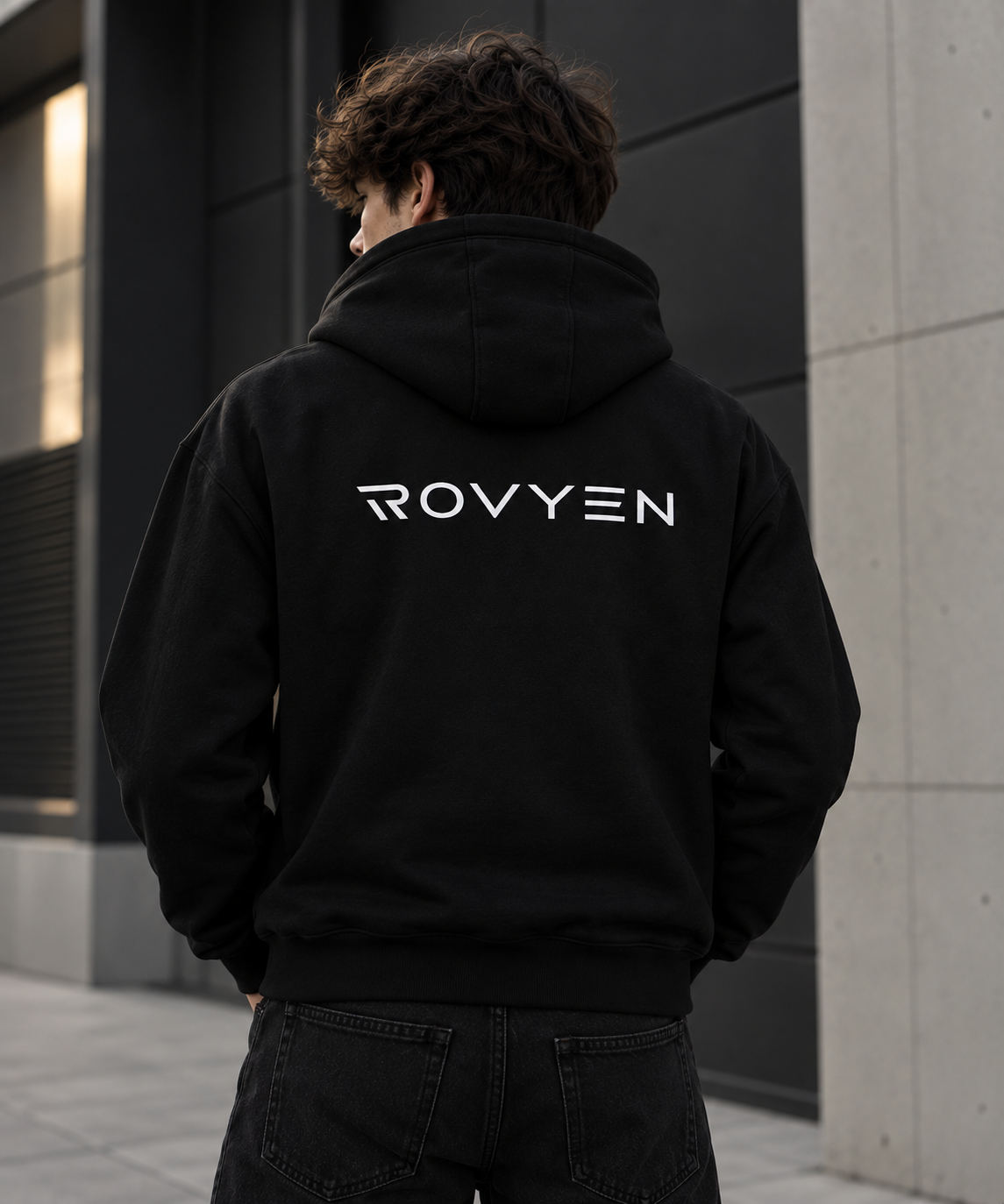 ROVYEN Signature Hoodie – Black